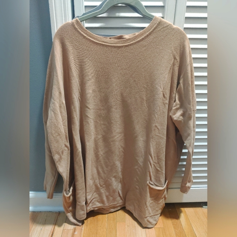 Pinblush Maternity knit tunic top / beige / size m/large